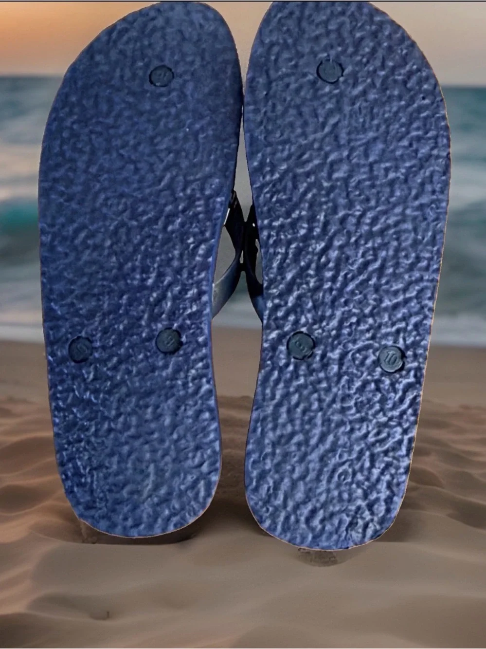 Vintage 2004 The Simpsons Homer Surfing Men’s Size 9-10 Flip-Flop Sandals.